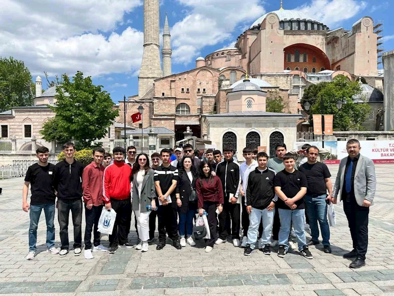 Dilovası Kaymakamlığı’ndan İstanbul’a kültür gezisi
