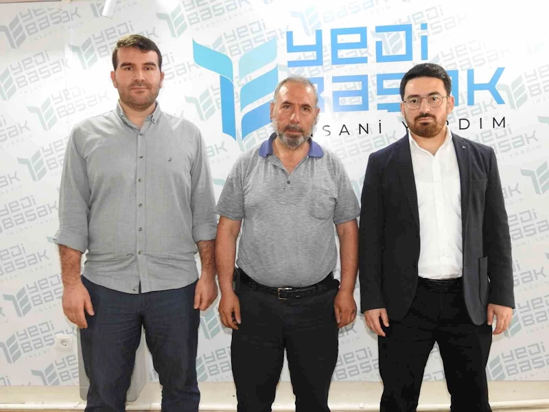 Gaziantep’te 5 arkadaş, Umre için biriktirdikleri parayı Gazze’ye bağışladı
