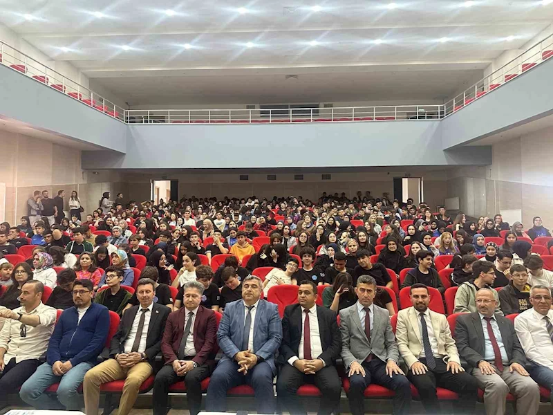 Afyonkarahisar’ı Keşfet Bilgi ve Kültür Yarışması finali gerçekleşti
