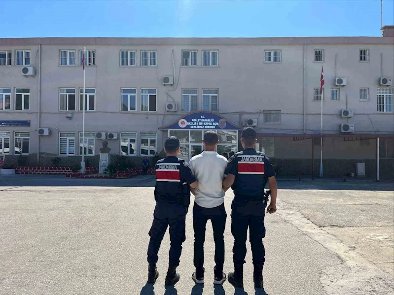Hırsızlık suçundan aranan şahıs Nazilli’de yakalandı
