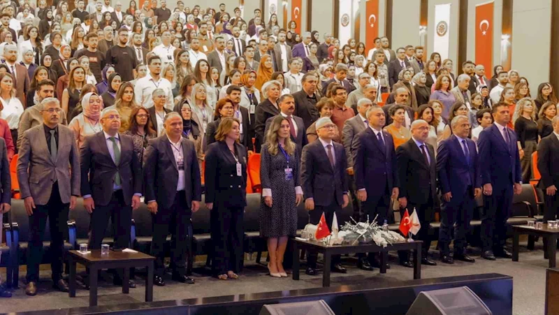 SCÜ sağlık yönetimi kongresine ev sahipliği yapıyor
