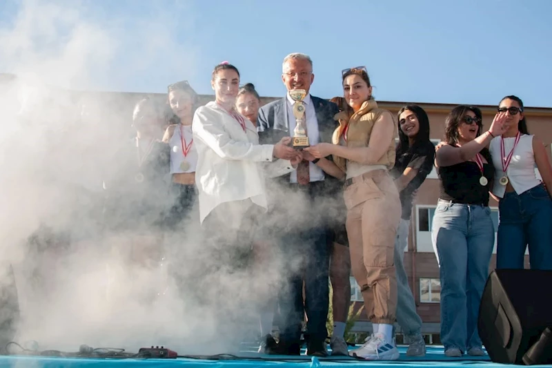Bahar Şenlikleri spor müsabakalarıyla coştu
