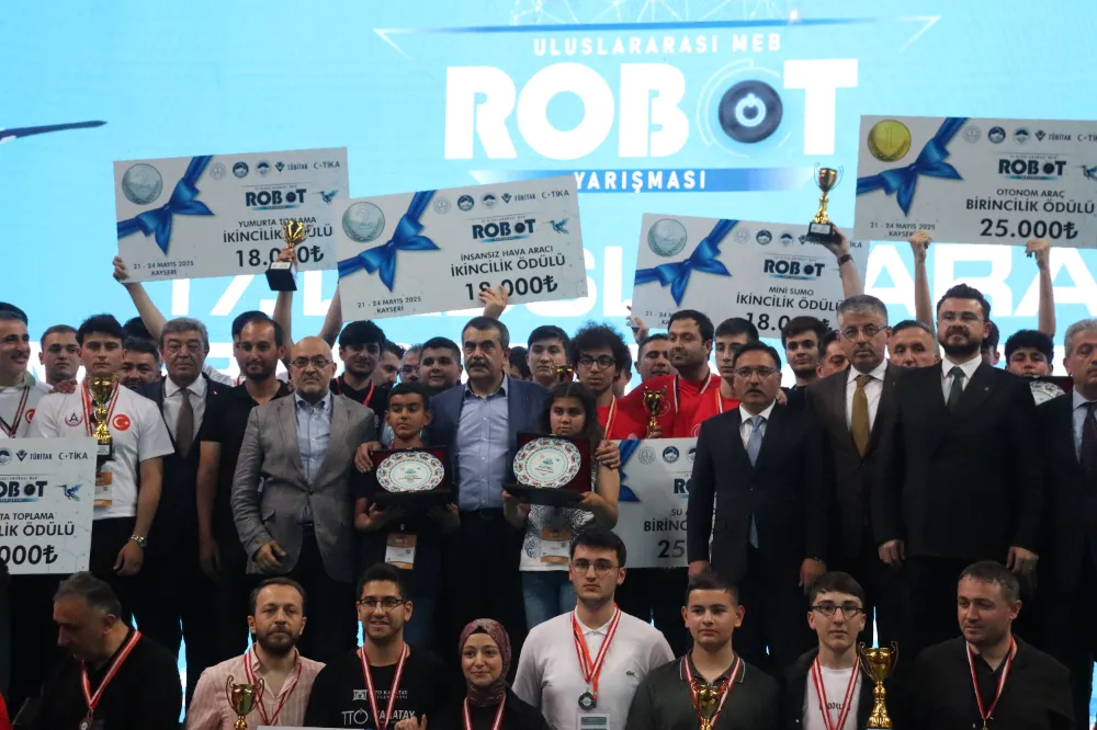 Uluslararası MEB Robot Yarışması’nda ödüller sahiplerini buldu