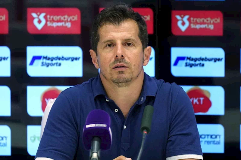 Emre Belözoğlu: 