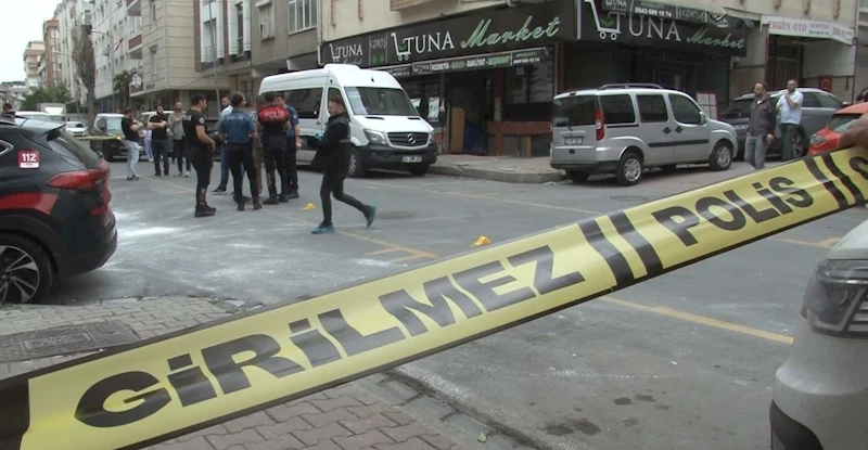 Küçükçekmece’de akli dengesi yerinde olmayan şahıs polise saldırınca ayağından vurularak gözaltına alındı
