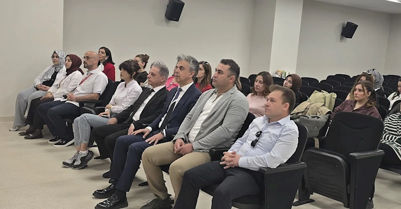 Ebelik eğitimlerinin güçlendirmesi kapsamında eğitim düzenlendi
