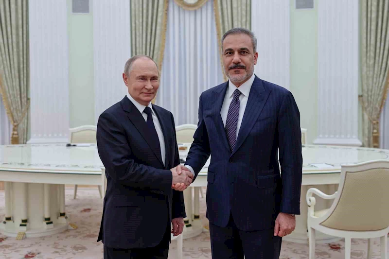 Dışişleri Bakanı Fidan, Rusya Devlet Başkanı Putin ile bir araya geldi
