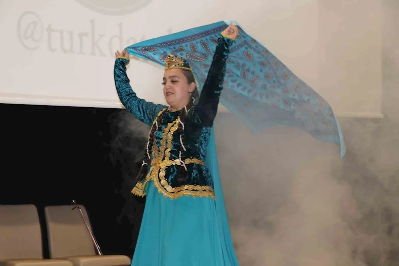 Türk Dünyası’nın kültürel zenginlikleri, Sivas’ta sahnelendi
