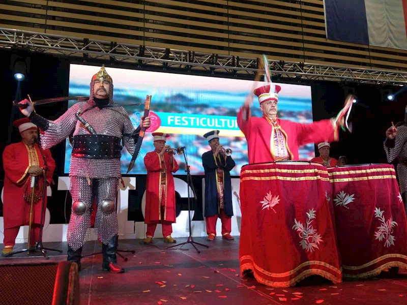 Bursa Mehter Takımı Fransa’yı fethetti
