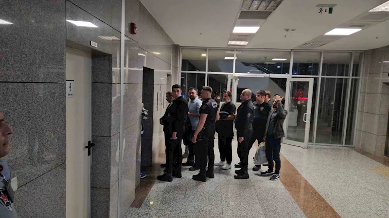 İBB’ye yönelik yolsuzluk soruşturmasında 25 şüpheli tutuklandı
