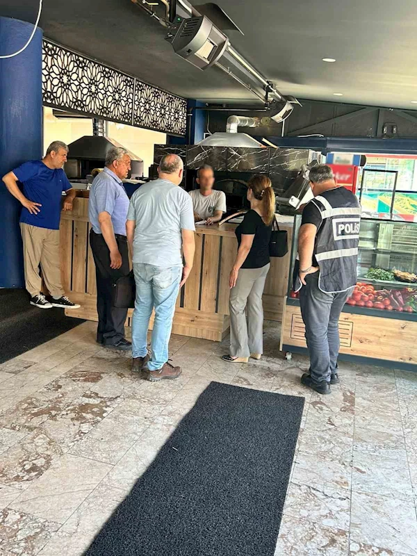 Kapalı alanlarda tütün kullanımına izin veren 4 işletmeye idari para cezası
