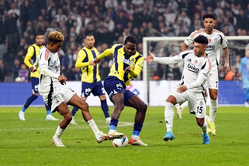 Fenerbahçe’de hedef derbiyi kazanarak yarışı sürdürmek
