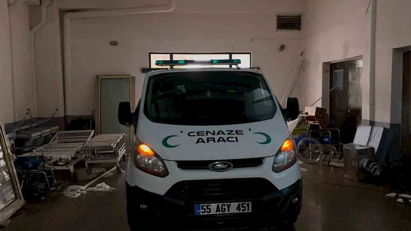 Fransa’daki yangında hayatını kaybeden 3 kardeş Rize’ye getirildi
