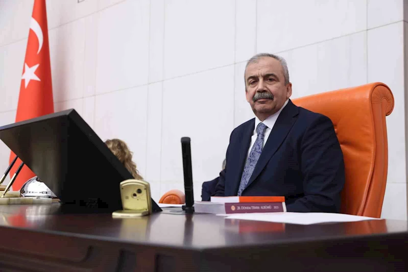 Sırrı Süreyya Önder hayatını kaybetti
