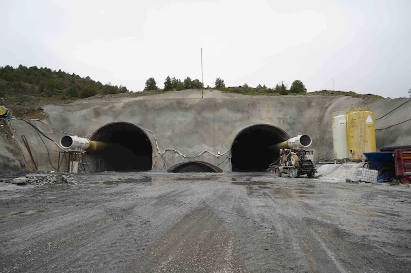 Gümüşhane’de yapımına başlanan Pekün Dağı Tüneli 8 yıldır açılamıyor
