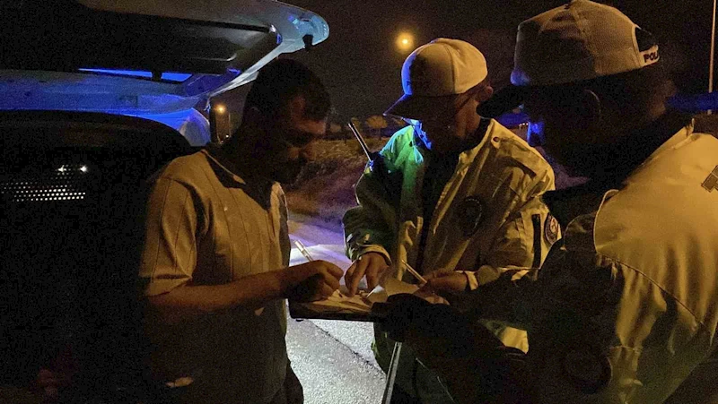 Konya’da polislerden 50 kilometre kaçan alkollü sürücü: 