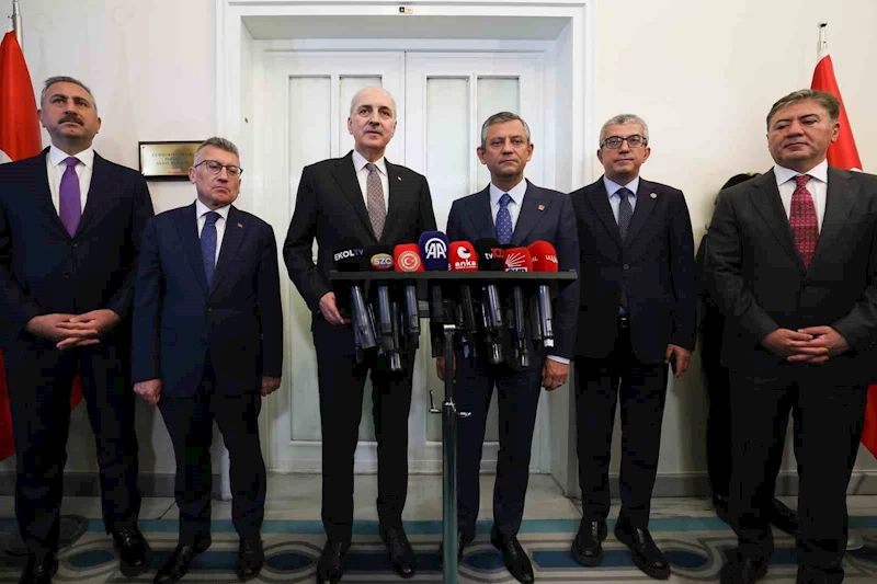 TBMM Başkanı Kurtulmuş, CHP lideri Özel’i ziyaret etti
