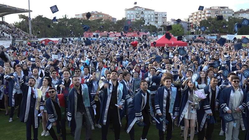 Kırklareli’nde 3 bin 335 üniversiteli diploma aldı
