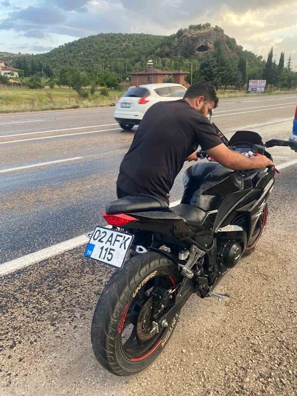 Gölbaşı’nda motosiklet devrildi: 1 yaralı
