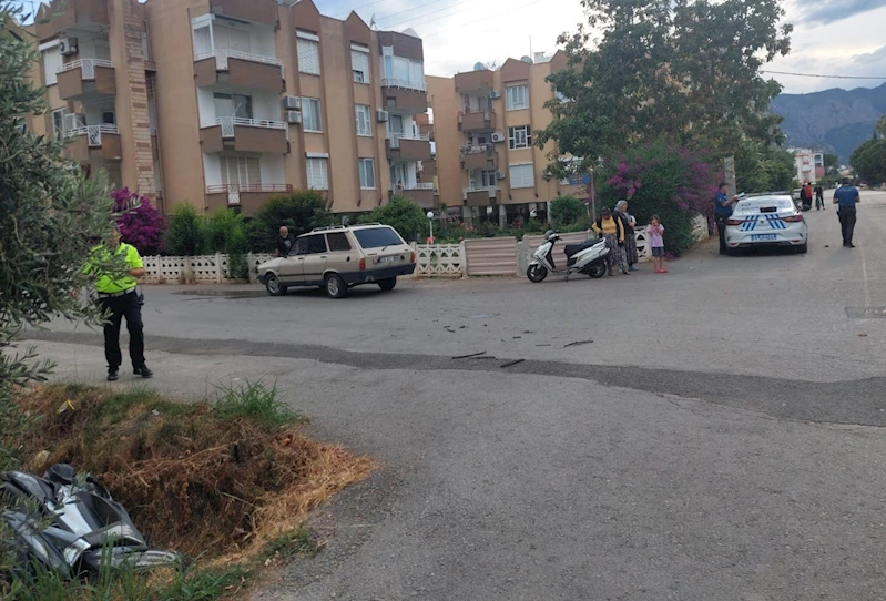 Otomobille çarpışan motosikletin sürücüsü yaralandı
