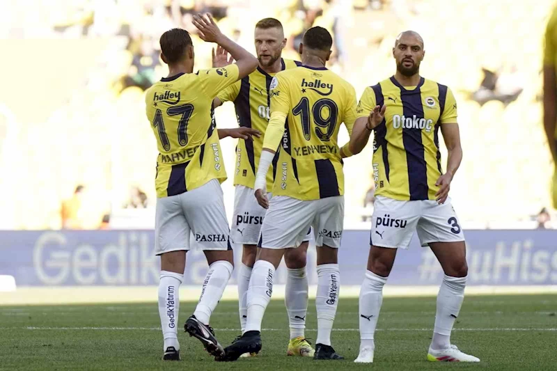 Trendyol Süper Lig: Fenerbahçe: 2 - Konyaspor: 1 (Maç sonucu)
