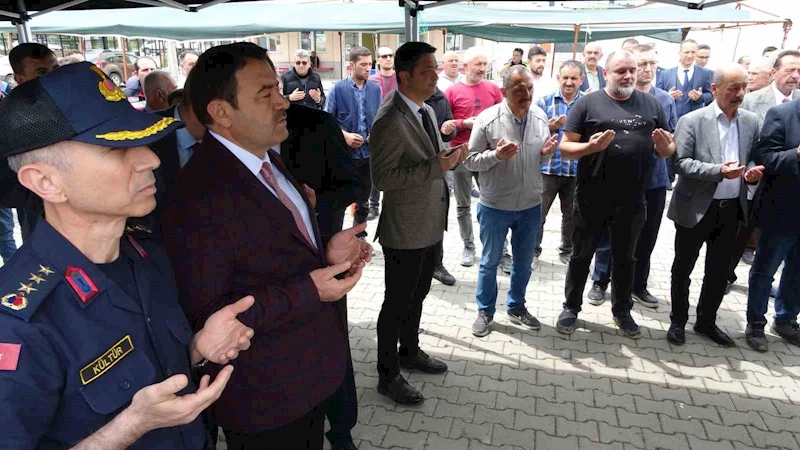 Kütahya’da Kurban Pazarı törenle açıldı
