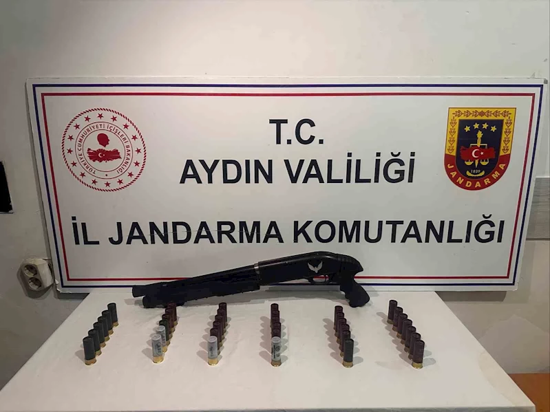 Efeler’de ’Dur’ ihtarına uymadı, jandarmadan kaçamadı
