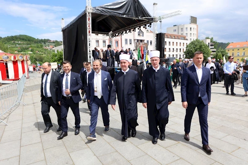Bosna Hersek’te Türkiye’nin desteğiyle yenilenen Behram Ağa Camii açıldı
