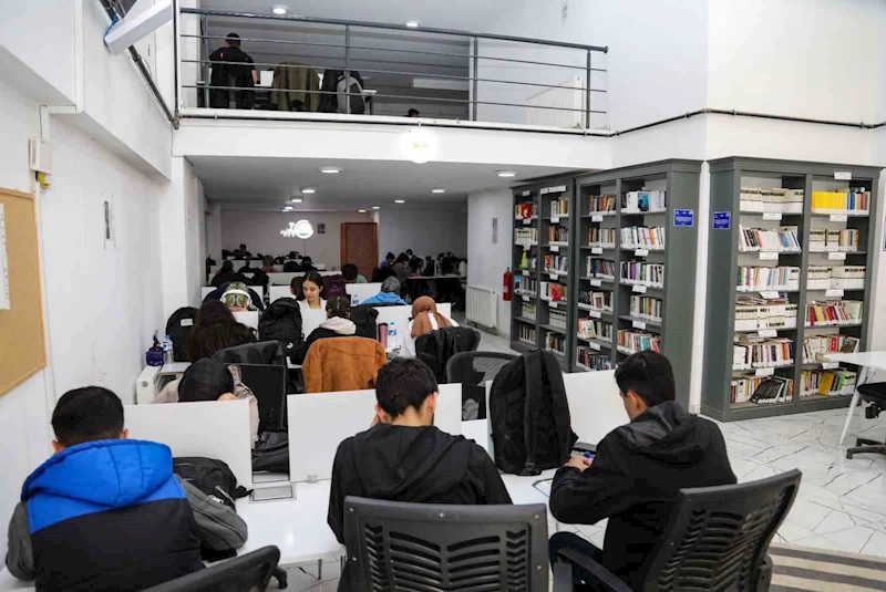 Van Büyükşehir Belediyesinin etüt merkezleri öğrencilerin hizmetinde
