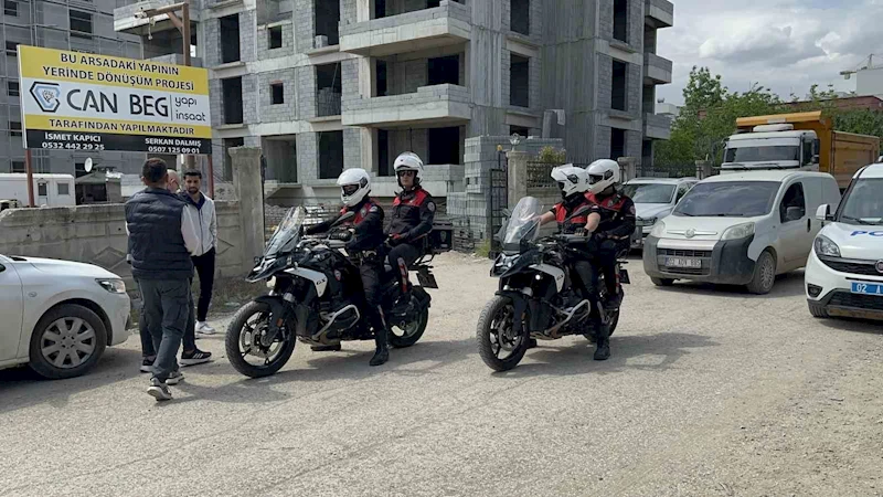 Yüksekten düşen işçi ağır yaralandı
