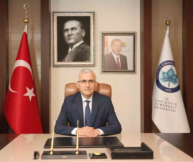 ESOGÜ Rektörü Kamil Çolak; 