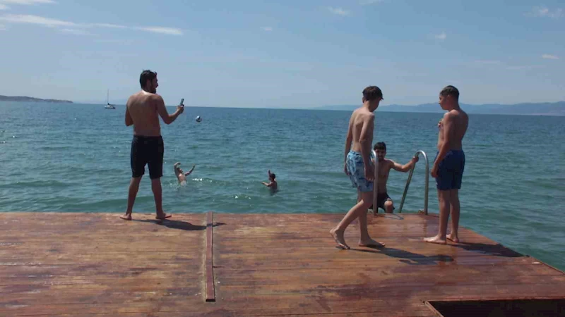 Kuzey Ege de deniz sezonu açıldı
