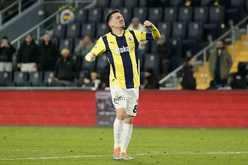 Fenerbahçe, Mert Hakan Yandaş’ın ameliyat olduğunu açıkladı
