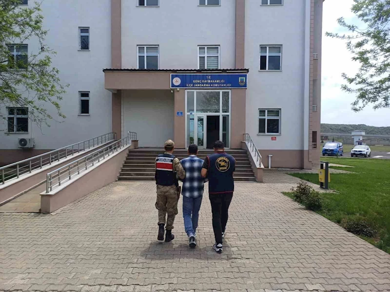 Bingöl’de kesinleşmiş hapis cezası bulunan 2 zanlı yakalandı
