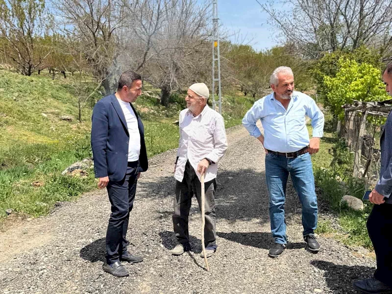Başkan Ulutaş yol çalışmalarını inceledi
