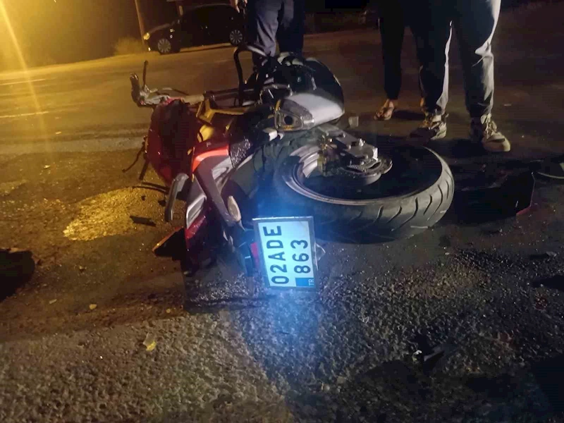 Adıyaman’da otomobil ile çarpışan motosikletin sürücüsü hayatını kaybetti
