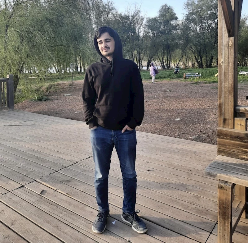 Yürüyüş için dağa çıkan gençten haber alınamıyor

