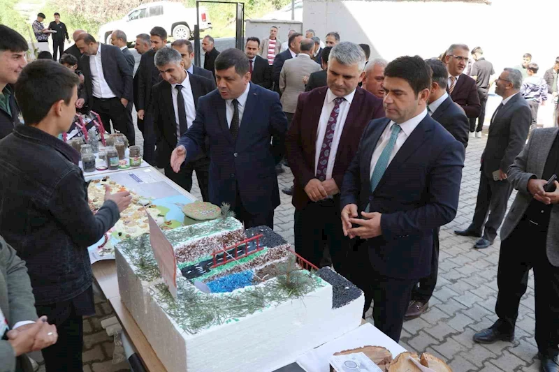 TOBB Hüseyin Çelik Anadolu İmam Hatip Lisesinden festival coşkusu
