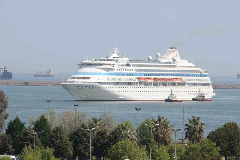 Sezonun ilk kruvaziyeri Samsun’da
