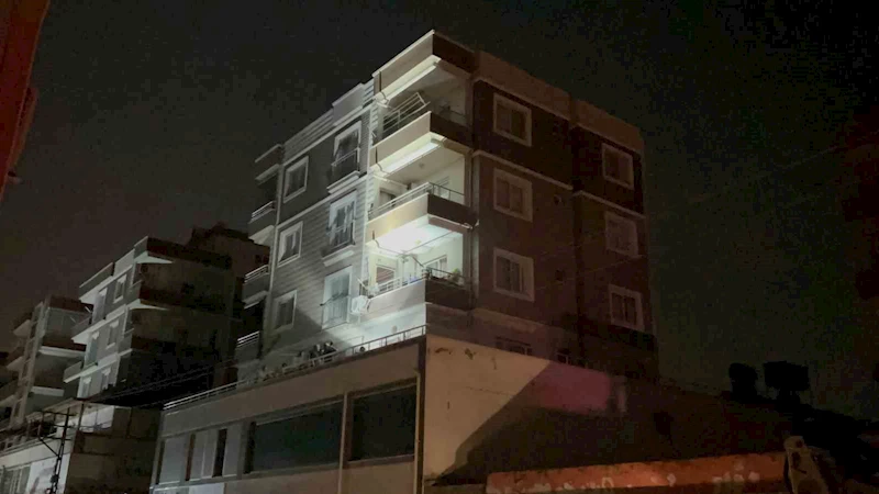 Hatay’da 4. kattan düşen çocuk yaralandı
