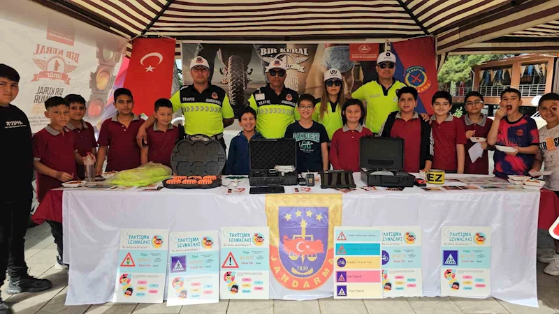 Kuyucak’ta bilim fuarı coşkusu
