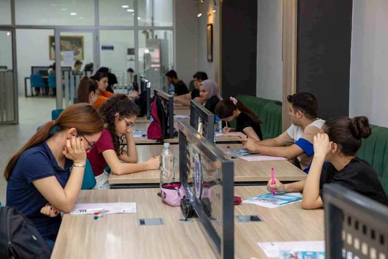 Büyükşehir’den üniversite adaylarına sınav provası

