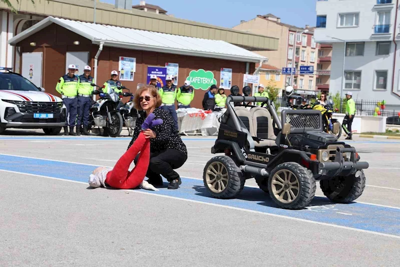 Bilecik’te Trafik ve İlk Yardım Haftası kutlandı
