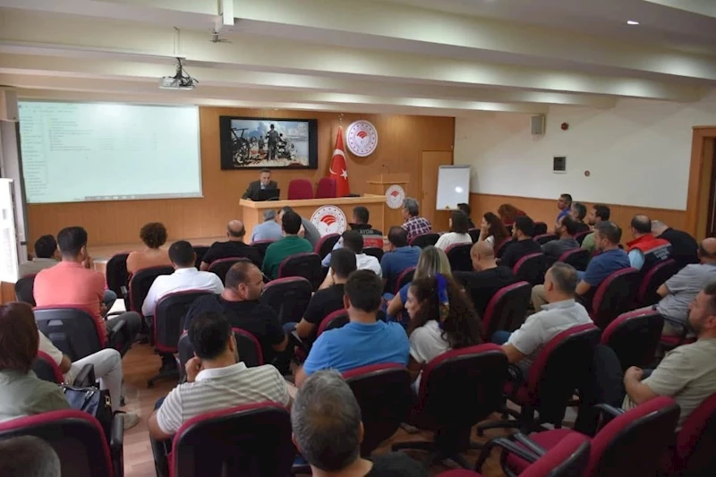 Aydın’da veterinerlere ’numune alma’ eğitimi verildi

