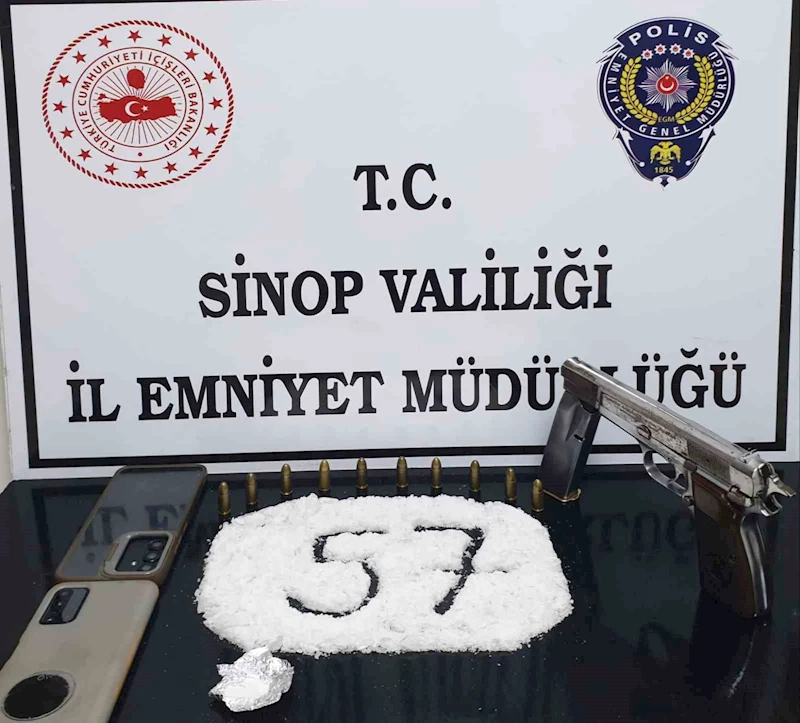 Sinop’ta uyuşturucu ve kaçak alkol operasyonu
