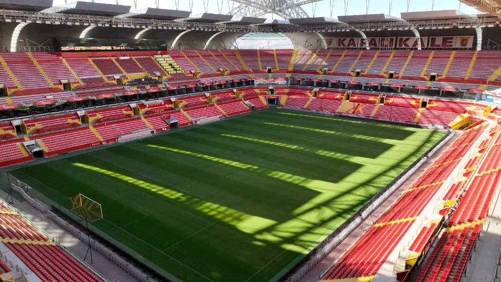 Kayserispor’da loca yenileme süreci başladı 