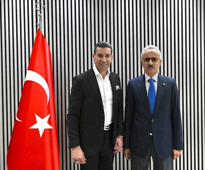 Bakan Uraloğlu’ndan, Türk boksuna destek
