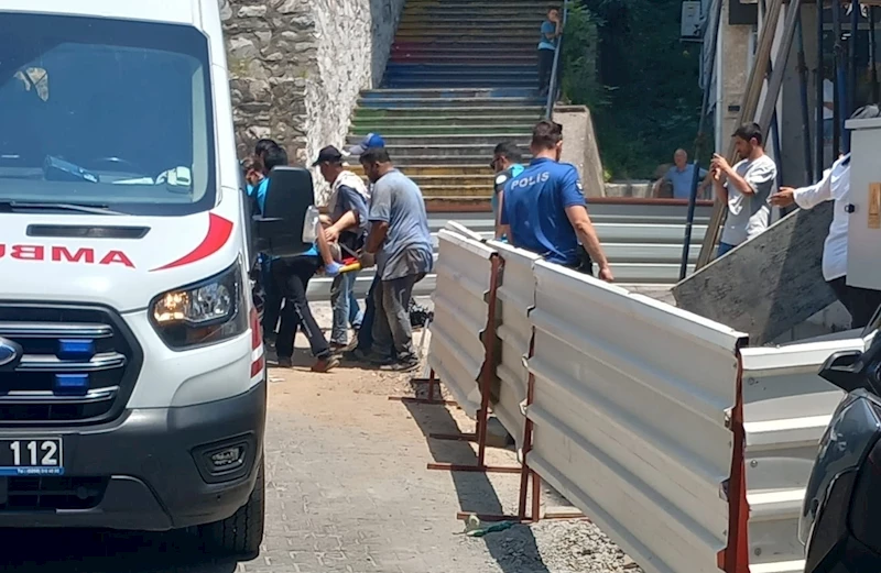 Yüksekten düşen işçi yaraladı
