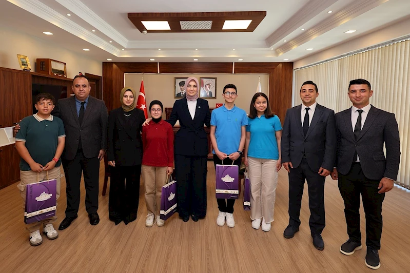 Öğrenciler Vali Yiğitbaşı’na 