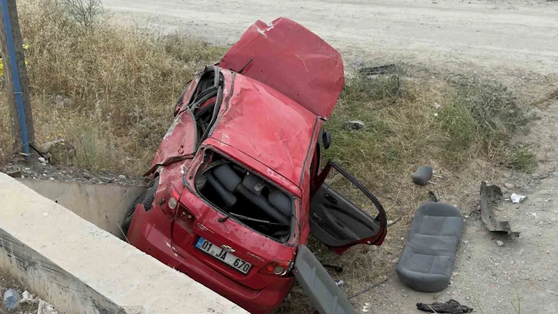 Hurdaya dönen otomobilden sağ kurtuldu
